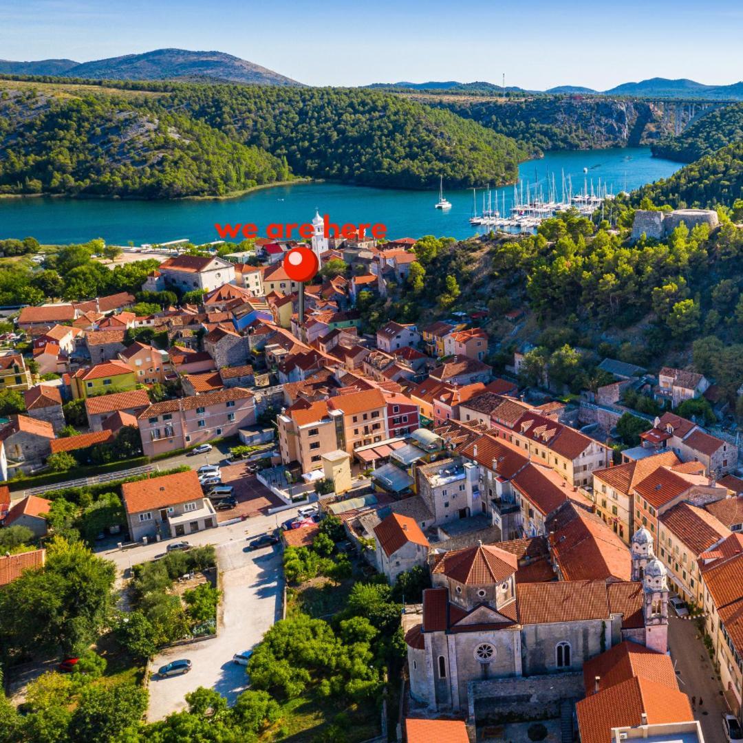 Mediterranean Terrace Apartment With Bikes & Sup Skradin Exteriör bild