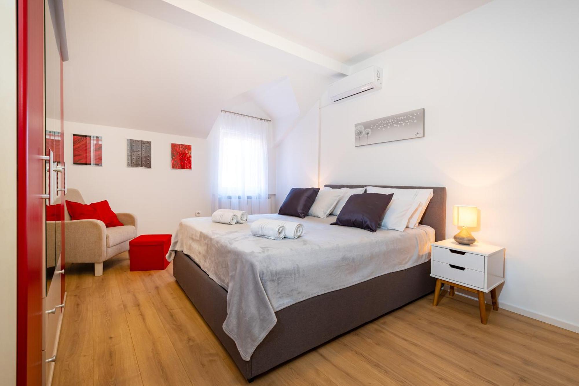Mediterranean Terrace Apartment With Bikes & Sup Skradin Exteriör bild